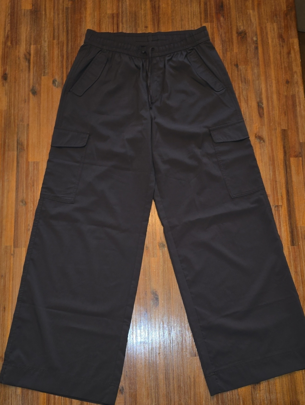 Women's Army Green Wide-Leg Cargo Pants - Old Navy